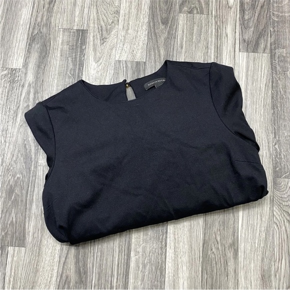 Banana Republic Size 0P Black drop waist classic ruffled hem mini cocktail dress - Picture 6 of 7